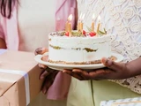 Der perfekte vegane Geburtstag: Rezepte & Geschenkideen
