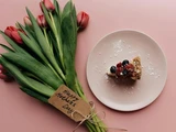 © vegan.at Muttertag: Nachhaltige Rezepte und Geschenkideen
