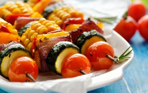 © vegan.at Nicht nur Gemüse auf dem Rost: Vegan grillen