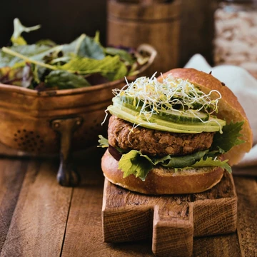 EU-Begriffsverbot: Veggie-Burger darf bleiben, Sojasteak und Leberkäse weiter unter Beschuss
